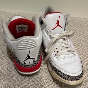 Men’s/boys Air Jordan Sneakers - White leather and Red size 10